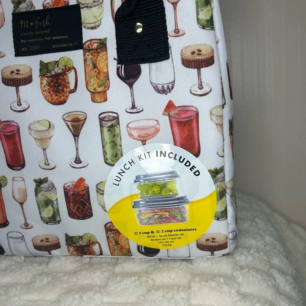 Fit + Fresh Lunch Tote with Drink Print